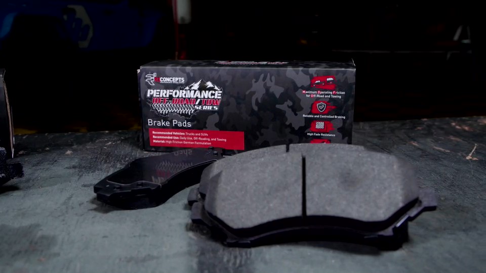 R1 PERFORMANCE Off-Road and Tow Series Brake Pads.